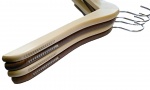 Вешалка-плечики Для верхней одежды 70 деревянная с фиксатором 